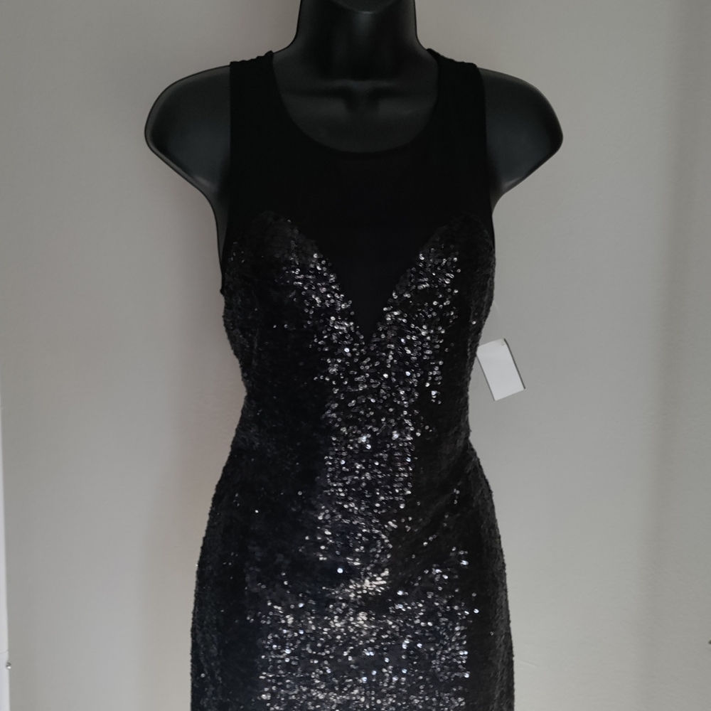 Forever 21 black with top lace   82% polyester